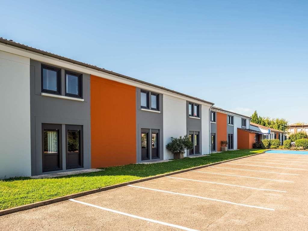 Ibis Budget Villefranche Limas エクステリア 写真